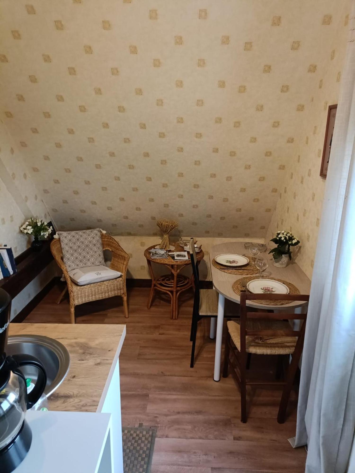 Maison D'Hotes Les Vallees Saint-Quentin-sur-le-Homme Exterior foto